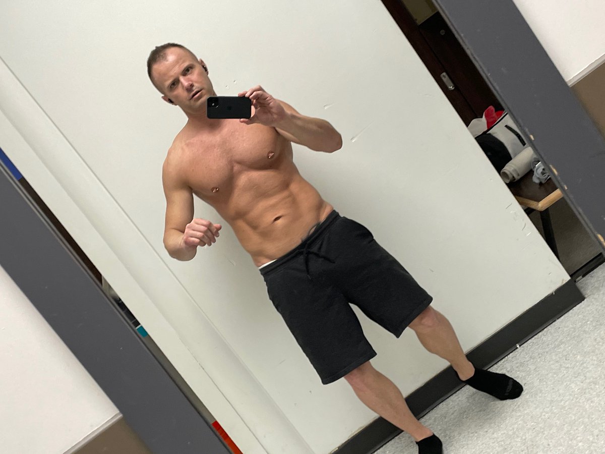 Scott86612149's tweet photo. Had a great chest work out!! Looking for gym buddies?!? https://t.co/IAAA7cTuN2