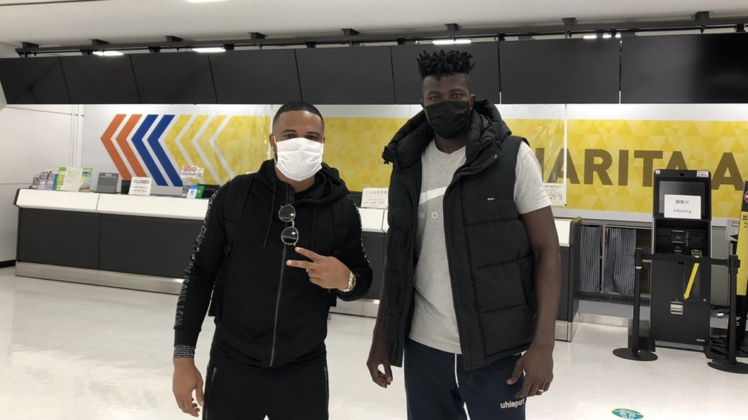 サガン鳥栖公式 チコ オフォエドゥ選手 イスマエル ドゥンガ選手来日 チコ選手 皆様にお会いできること チームのためにプレーすることが楽しみで仕方がありません ドゥンガ選手 大好きなサガン鳥栖の皆さんの前でプレーすることが サガン鳥栖公式 チコ オフォエドゥ選手 イスマエル ドゥンガ選手来日 チコ選手 皆様にお会いできること チームのためにプレーすることが楽しみで仕方がありません ドゥンガ選手 大好きなサガン鳥栖の皆さんの前でプレーすることが