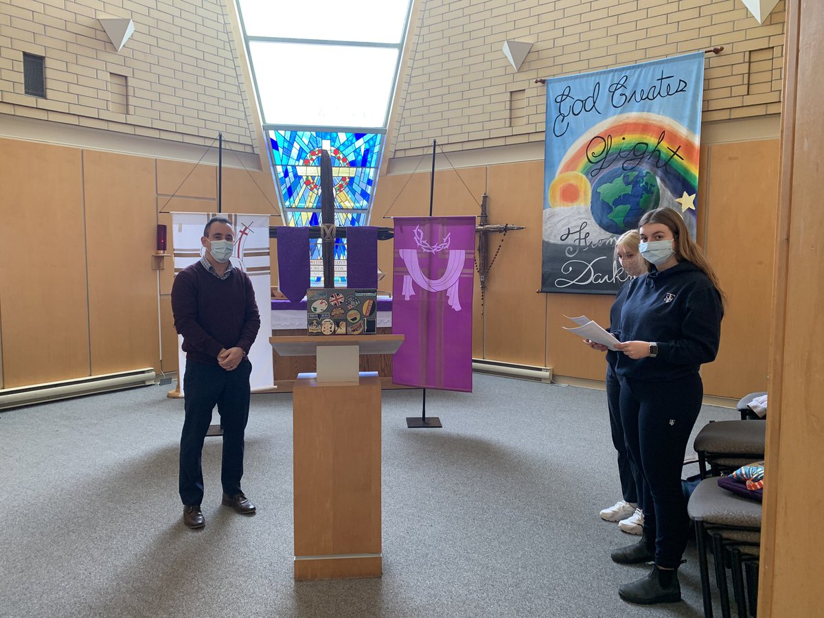 MLBClarke's tweet photo. Grateful for leaders from @sttheresamid for providing us with a virtual Holy Thursday prayer service this morning https://t.co/nXQrQqA0n0