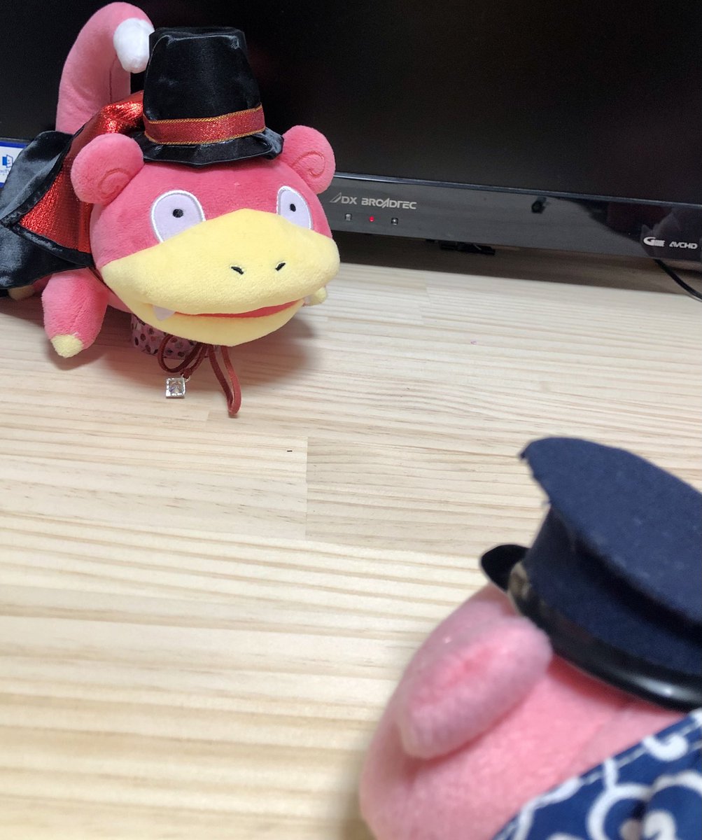 yappari88yan's tweet photo. 4月1日やぁん！
じつはヤパンの味方のふりをした警察なんだやぁん！きょうはヤパンと最後の対決やぁん！

#怪盗ヤパンの日常 https://t.co/CX5RQilzXH
