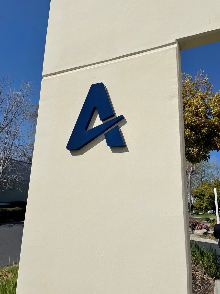 GrescoUas's tweet photo. Special thanks to our friend, Cynthia, for setting up our site visit at @auterion in Moorpark, California!
#uas #drone #drones #auterion #advanceduas https://t.co/RQP8HPjAim
