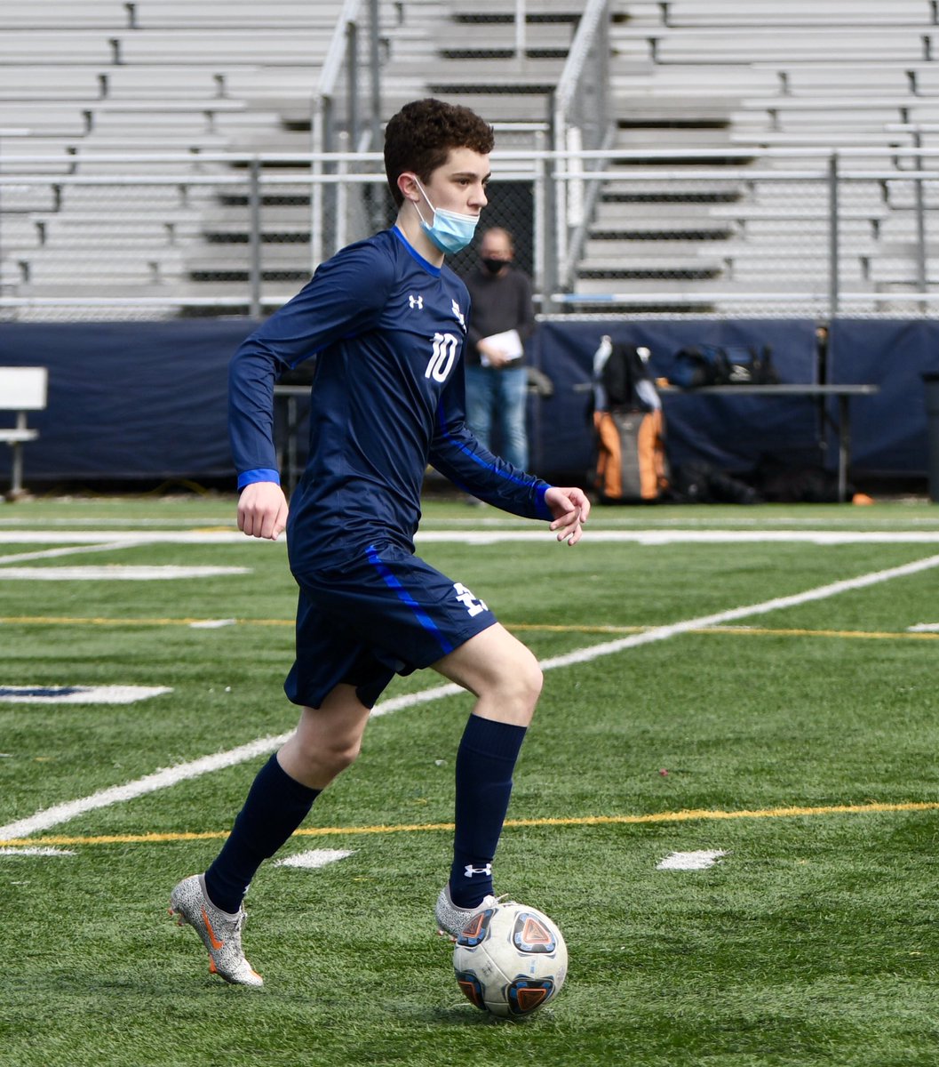 ntbs_official's tweet photo. 🚨 GAME DAY ⚽️😁🥶
@NTBVS 🆚 @gbs_titansoccer 
⏱ 7pm
🏟 Northfield Stadium (7 Happ Road)
📰 CSL South Match No. 2️⃣

#GoTrevs #COYT #EveryMomentMatters #NAILS #BobbysGround

@AthleticsNTHS @NewTrier203 @NTStrength @ntboosterclub @NewTriersFinest @NTHSActivities https://t.co/j6l8ZRDOgu