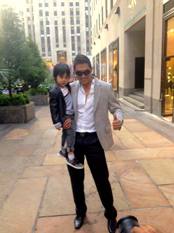 AlceyAlejandro's tweet photo. #ChinaUS Barrio Chino EEUU - NY https://t.co/E7oZwYIbn8