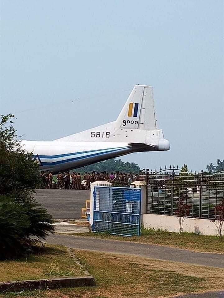 Erk21340766's tweet photo. Nearly 500 troops were sent to Rakhine State with flights in the evening on Mar 31. We dont understand why they even announced a month nationwide ceasefire later that night while sending more troops in some area.

SUPPORT FEDERAL ARMY
#Apr1Coup
#WhatsHappeningInMyanmar https://t.co/e1ENfo99GP