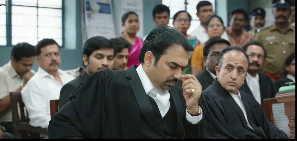 Thanga_PandiAFC's tweet photo. Climax Scene frames from 
" NERKONDA PAARVAI " ❤❤

" Bharath Subramaniyam " Saved The Lives Of 3 Girls And Dedicated The Win To The 3 Lives He Lost 💔💔

Heart Touching One ...

#AdvanceHBDTHALAAjith

#AjithKumar //  #Valimai

https://t.co/MGUT1C6JEE