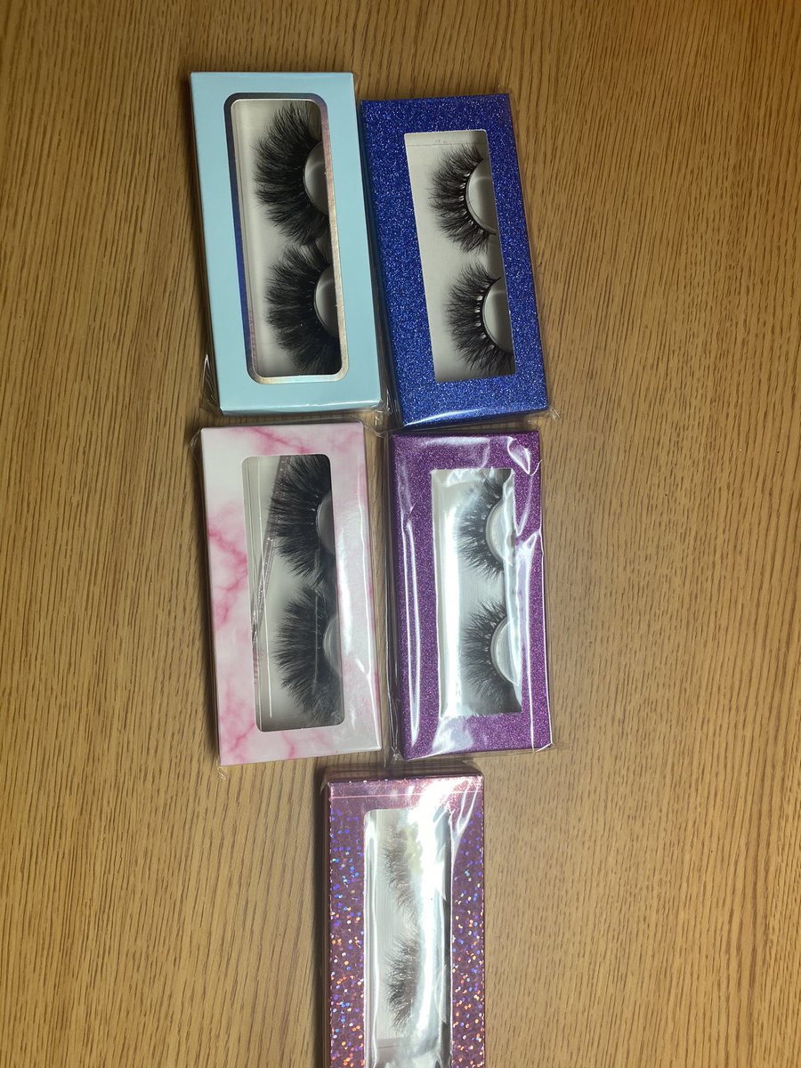 TalksRoyalty's tweet photo. On hand y’all come shop lashes are $8 or 3 for $12. Brushes are $12. Shipping is available also. https://t.co/ekomDwTz91