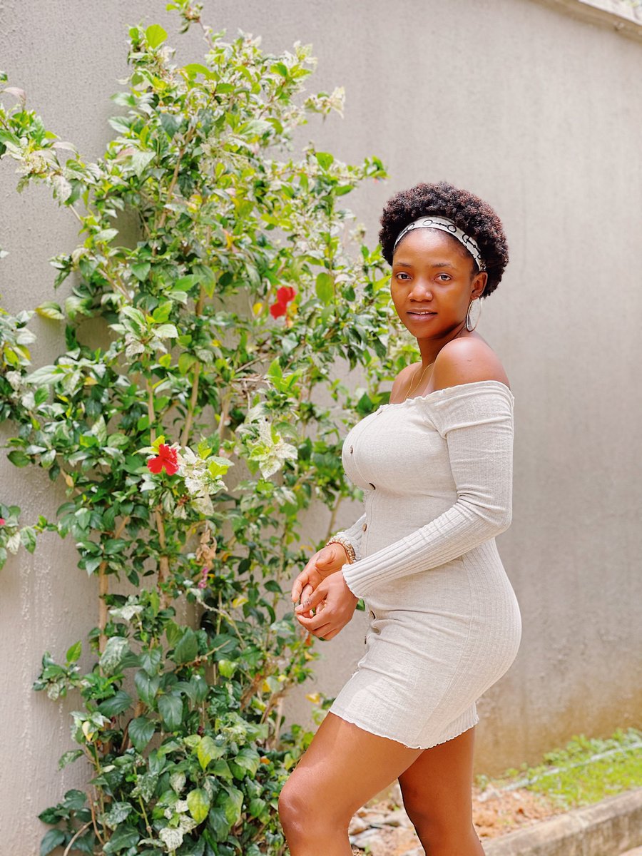 Simi (@SympLySimi) | Twitter