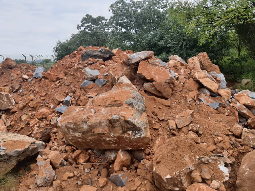 powercomna's tweet photo. Developments at the Kupferquelle tower construction site, area excavated.
#passiveinfrastructure #connectivitymatters #progress #construction #towers #capexprojects #2021projects https://t.co/gaBEZgH1tm