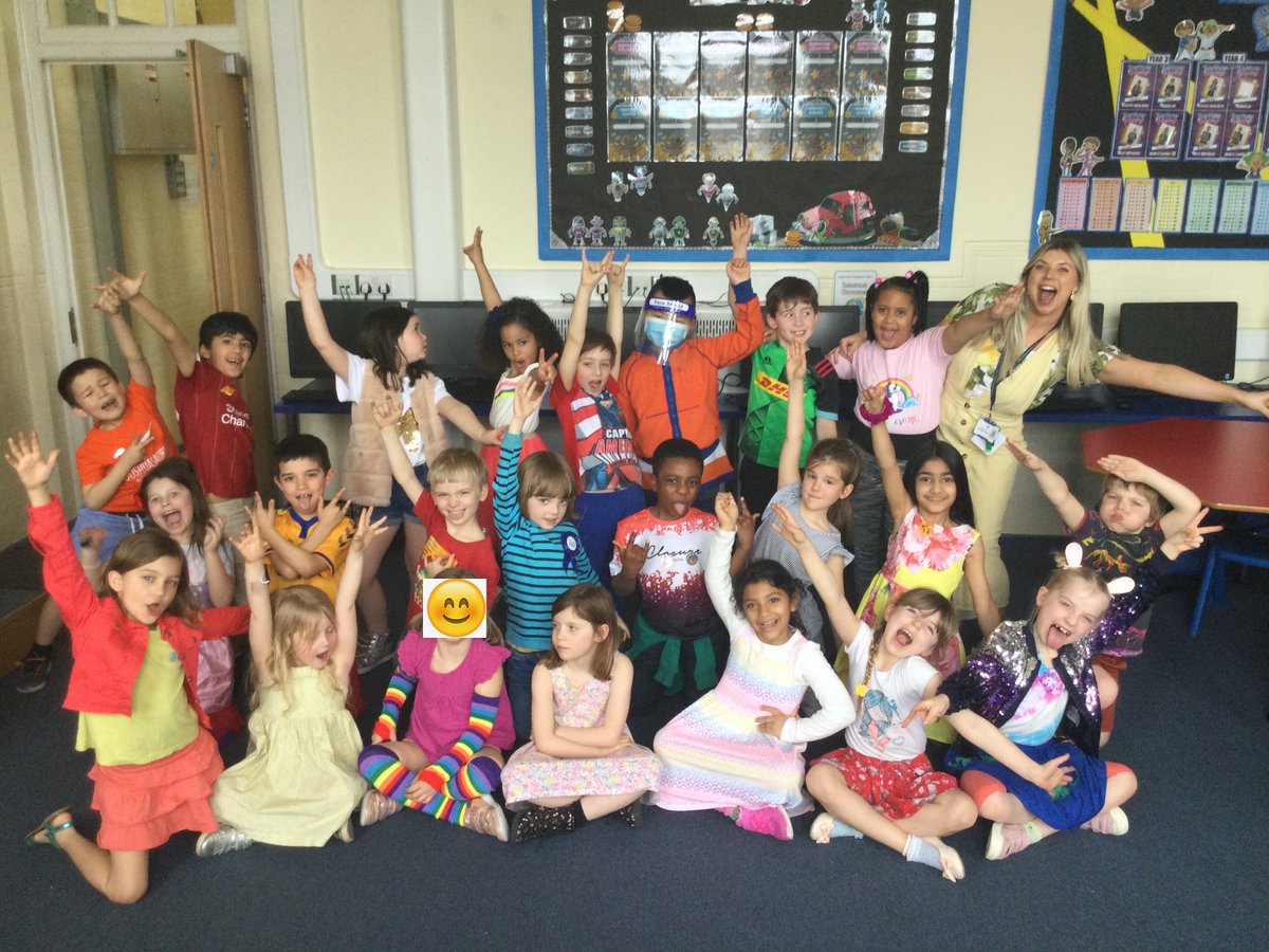 TootingPrimary's tweet photo. We wrapped up the week and our #NationalAutismAwarenessWeek celebrations with a 'dress like a rainbow day!' #expressyourself #inclusion #onecommunity https://t.co/6bbeT0Gupz