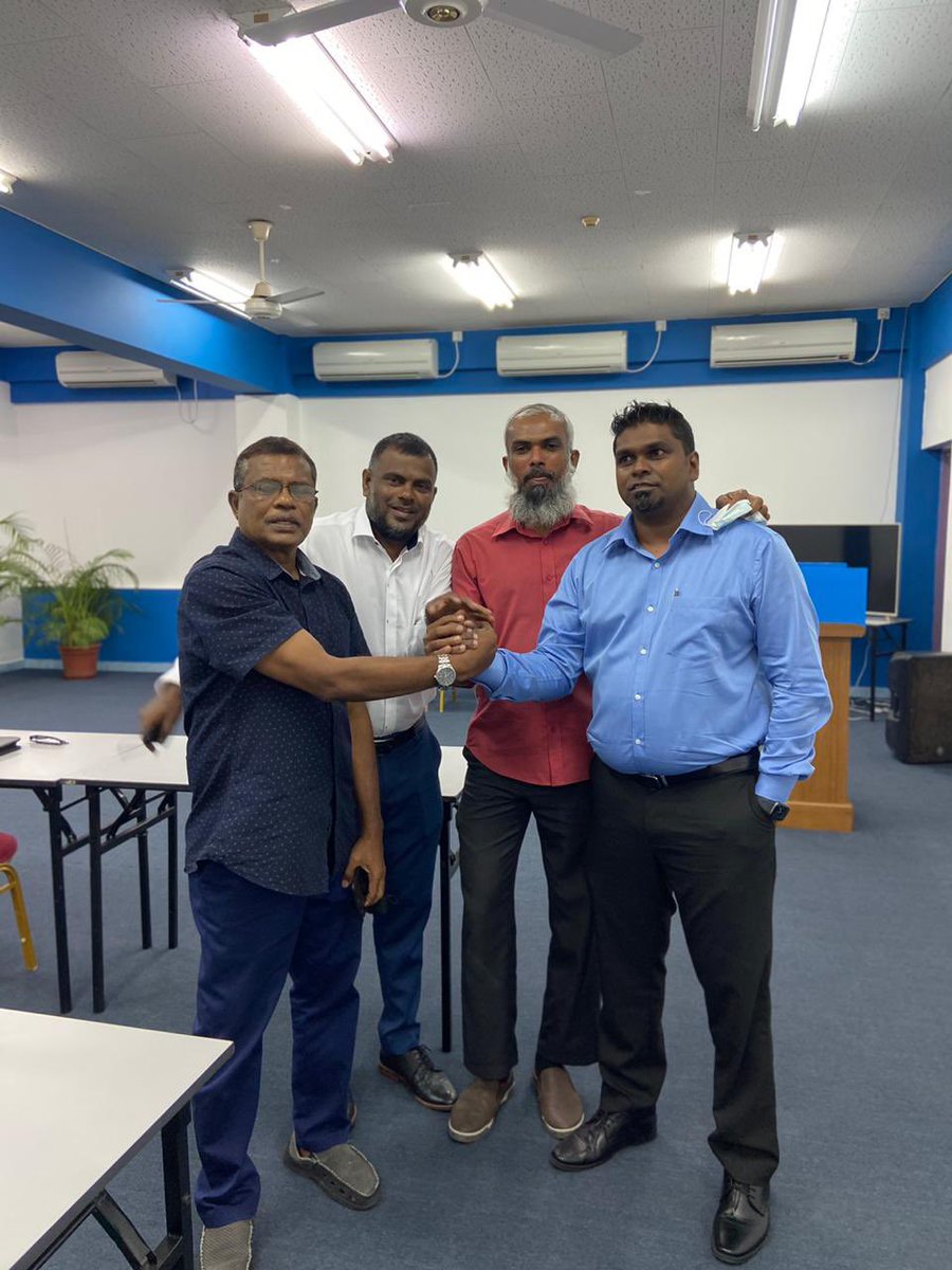 To solve the issue of VAM, I met the Pres. of FIVB <a href="/volleyballworld/">Volleyball World</a> in Nov 2019.

As agreed an Ad-Hoc comm. was formed &amp; after more than a year the issue has been solved today.

Extremely thankful for <a href="/moosanashid/">Moosa Nashid</a> for his role in the commission.

Congrats to <a href="/MRaneysh/">Mohamed Raneysh</a> &amp; team.🇲🇻🏐