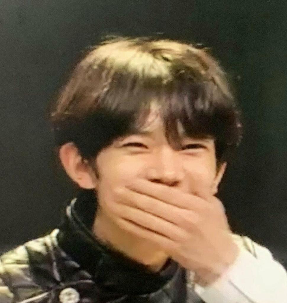 ILOVEHEEM's tweet photo. @ENHYPEN_members 💌: MY HEESEUNG. MY LOVE. MY WORLD. MY EVERYTHING. 

YES OFC I AGREE E N H Y P E N   M A K N A E Y-YEAH ITS OK ^______^ https://t.co/e4LOUDkWOk