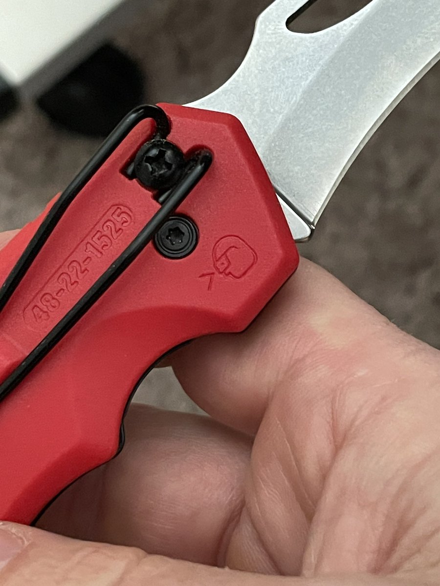 Just discovered this little goggle up icon on my <a href="/MilwaukeeTool/">Milwaukee Tool</a> knife.