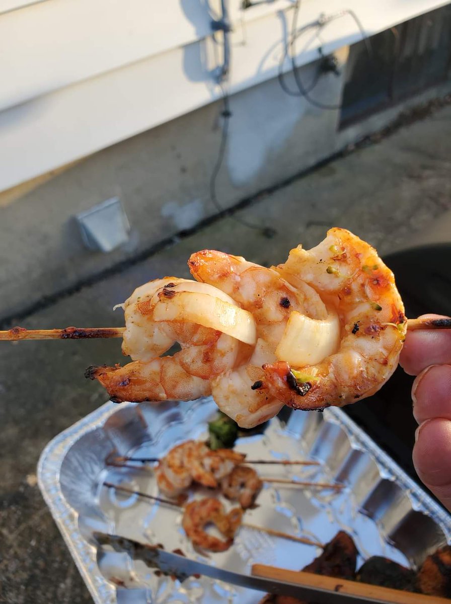 eatinernie's tweet photo. I will attempt grilling  shimp this summer https://t.co/Pz34KSrU8W