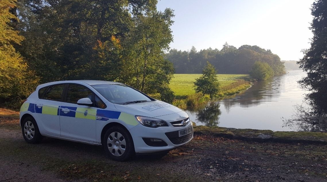 Staffordshire Police is urging local people who may be planning to visit some of the region’s beauty spots over the weekend to be sensible and continue to adhere to the rules.

Read more: orlo.uk/sEWU6 .