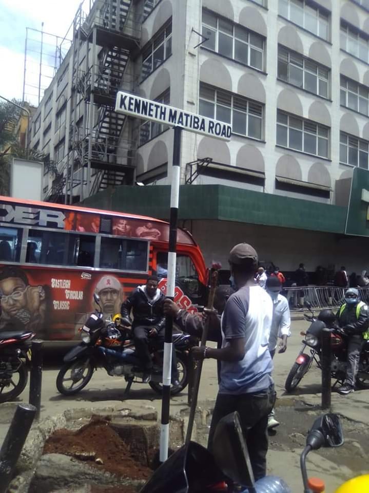 FrontlinerBuzz's tweet photo. Accra road in Nairobi CBD renamed Kenneth Matiba road. https://t.co/6QtmlqL1B5