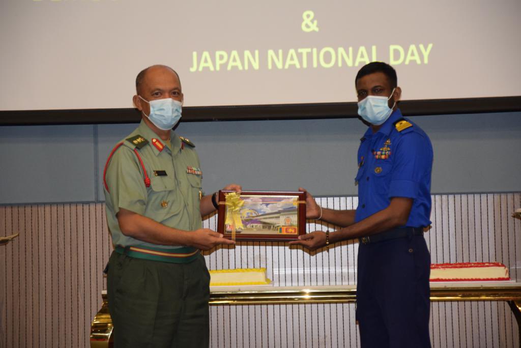 MAFSC_'s tweet photo. 01.04.2021. MAFSC Sri Lanka 73rd National Day Celebration in PUSPAHANAS Putrajaya. The presentation has been delivered by Lt Cdr Kasun Nuwarapaksha SLN. #mafsc #puspahanas #srilankanationalday https://t.co/ffI7RhKWjx