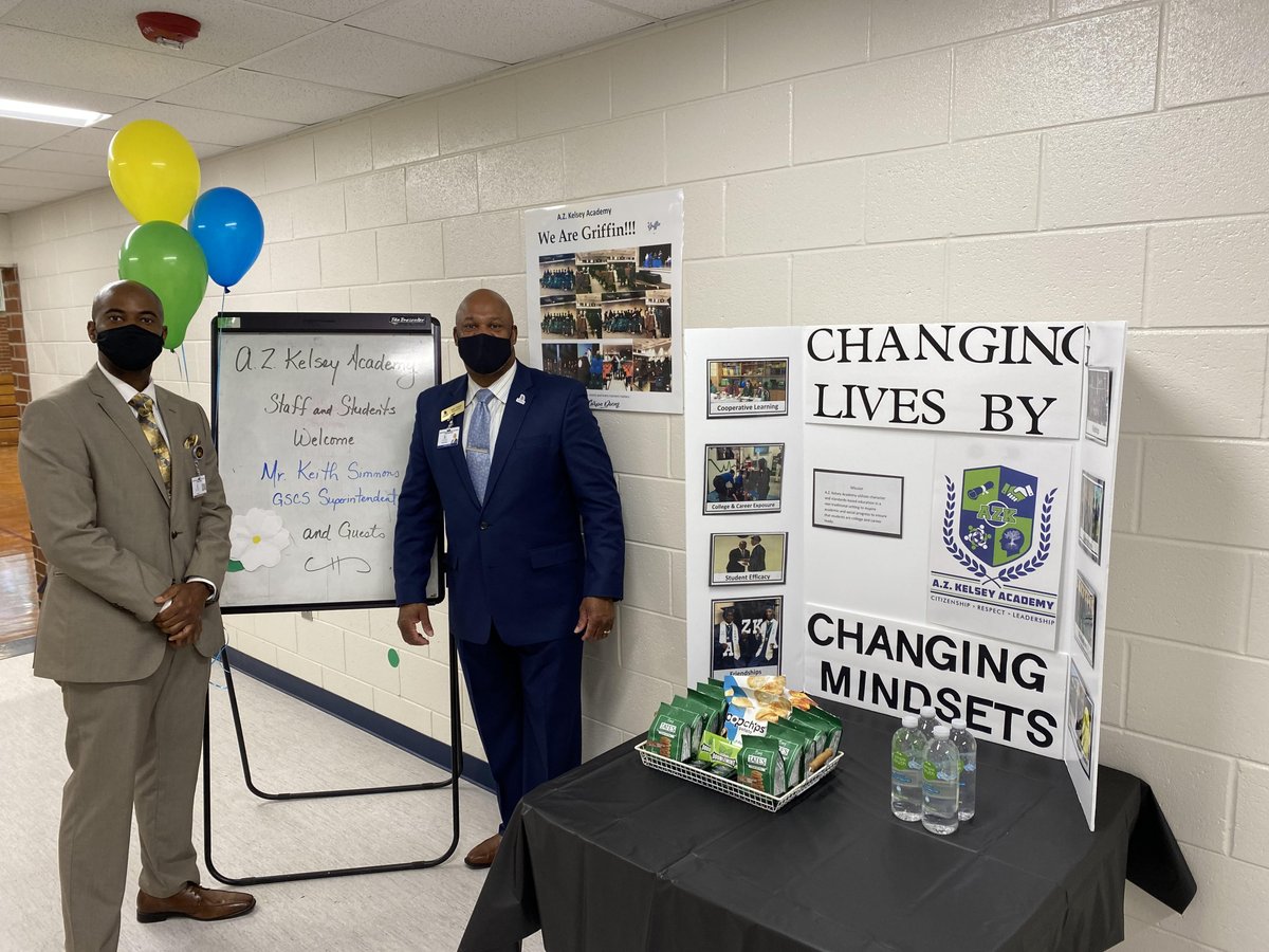 azkacademy's tweet image. We want to thank @GriffinSpalding Superintendent @KeithLSimmons1 for visiting @azkacademy. He was able to tour the school, meet with staff, and students as well as see the great things that are happening here at AZK!