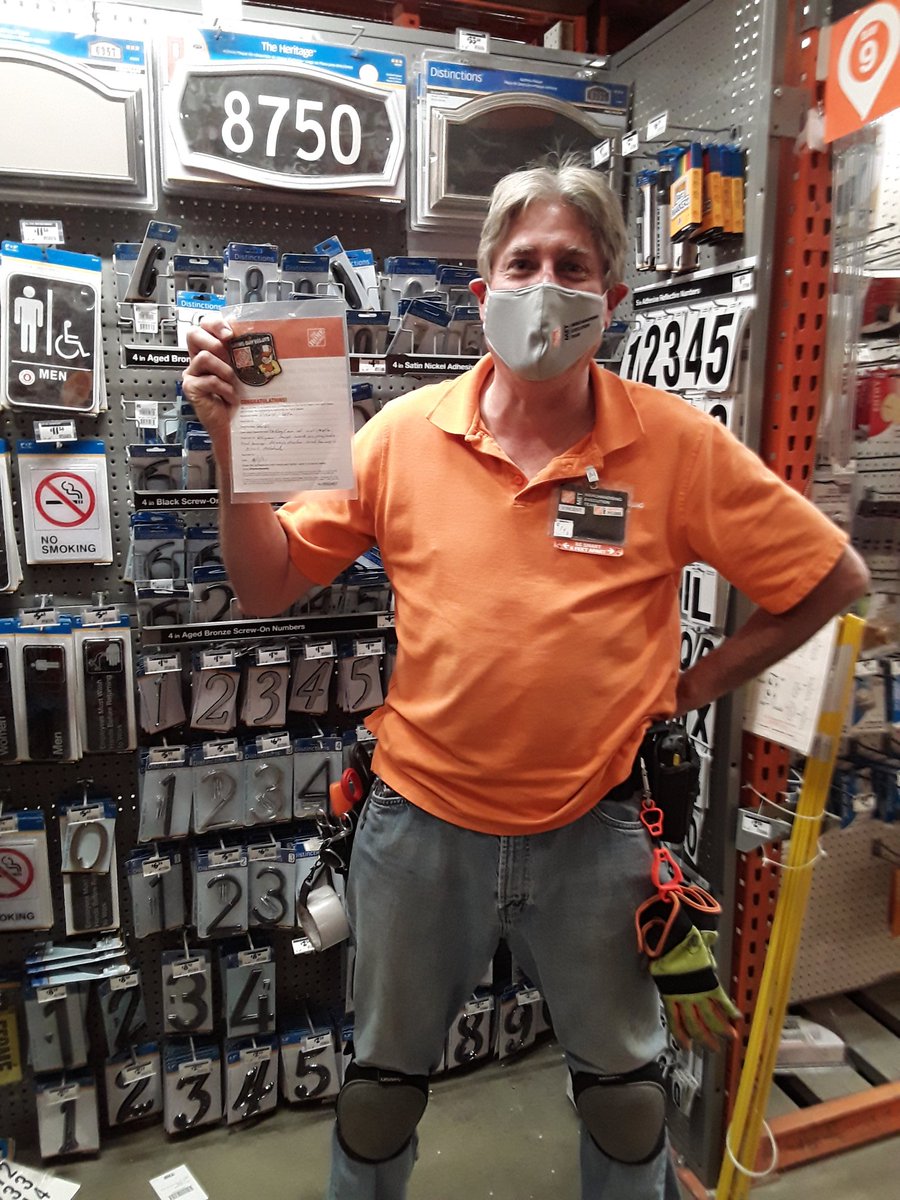 D6682's tweet photo. Associate of the month winner goes to Vincent Martin! Vincent always has a positive attitude and works well with the team and getting the customer help. We appreciate all that you do Vincent! @CozyJerry @THE_JON_LOHMANN @SusanSheila_HD https://t.co/NiOzR4Dt5L