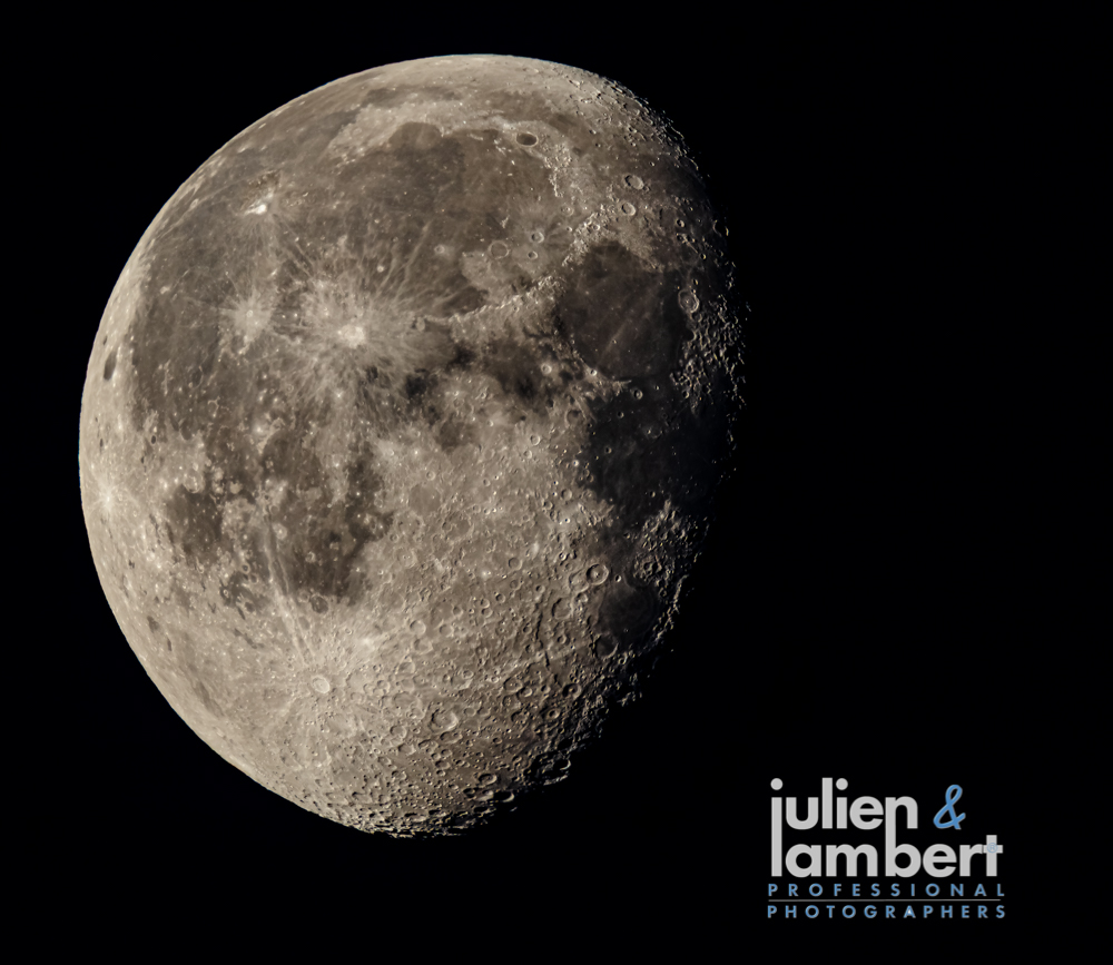 JulienLambertph's tweet photo. Can't help myself... nature is so beautiful - Happy Apr 1! Waning Gibbous #astrophotography #waningibbous #canon City of Saginaw, Texas #JuLamPhoto #TexasAstrophotography https://t.co/xFypXyvyZm