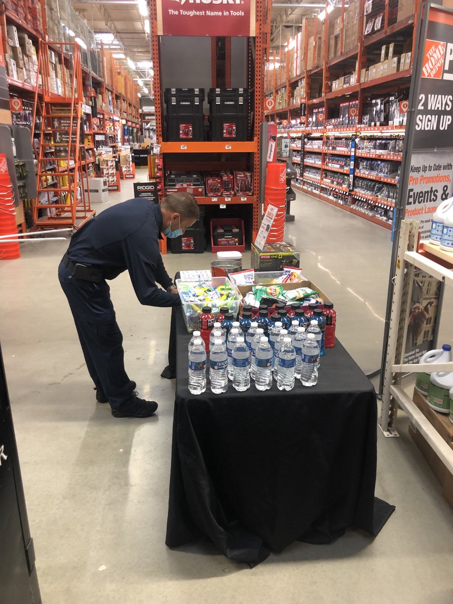 Shaina M-Collins tweet media