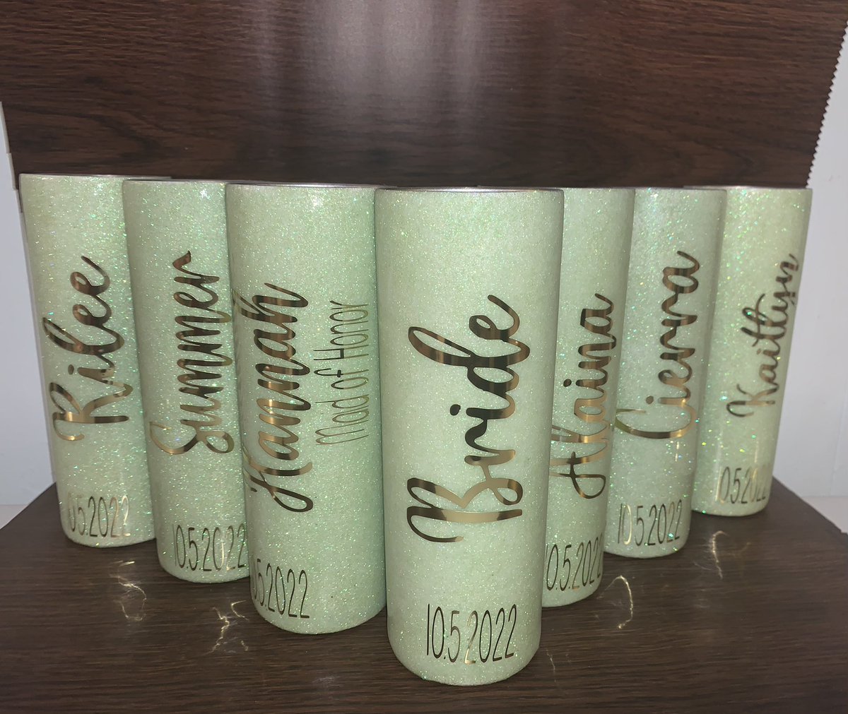 BeeMadCraftsMi's tweet photo. An absolutely beautiful bridal party order I just finished up 😍 https://t.co/JkZhzmOt48