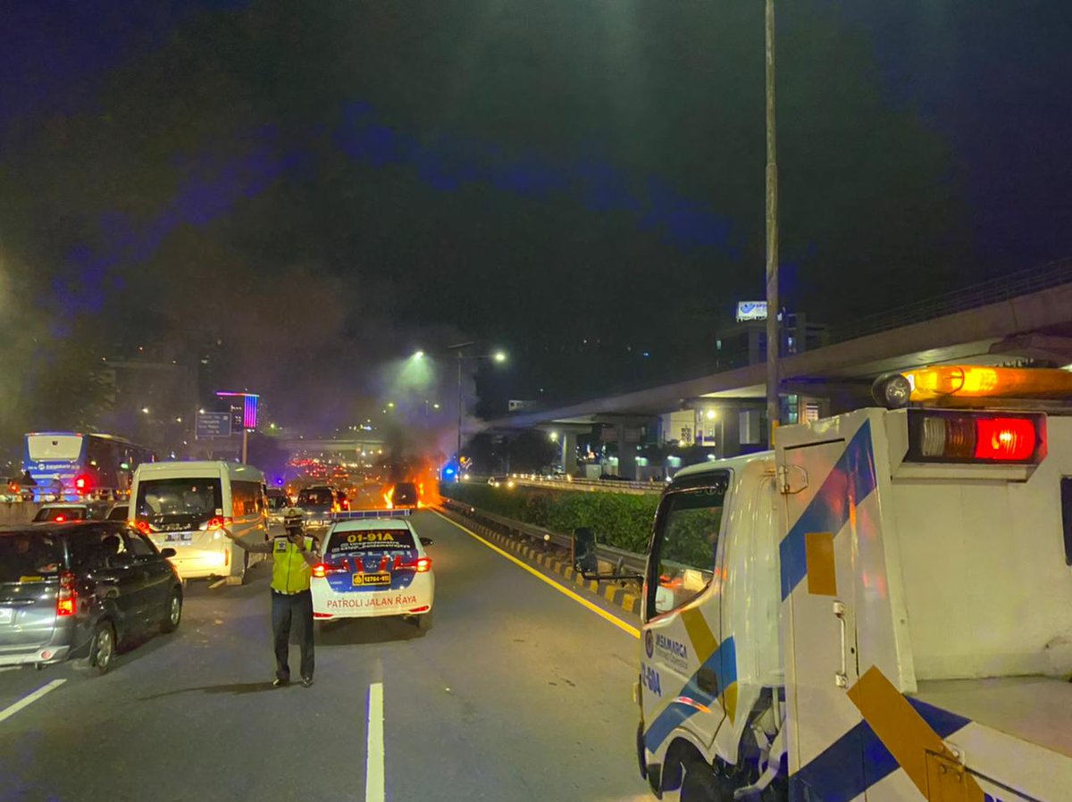 TMC Polda Metro Jaya tweet media