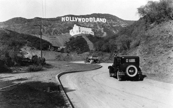 meyer_asg's tweet photo. One of the most iconic signs of all time is the "Hollywood" sign in California. However, most people are surprised to learn the sign originally read "Hollywoodland" when it was installed in 1923 before being changed in 1949. https://t.co/rJU5CykLjP