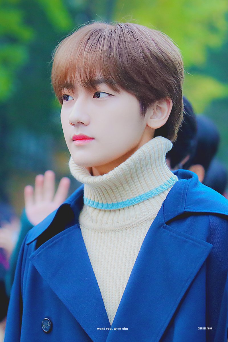 wonchu1218's tweet photo. 191101 

💜💜

#Ciipher #싸이퍼 
#원 #성원 #박성원 https://t.co/HMHWENHaLS