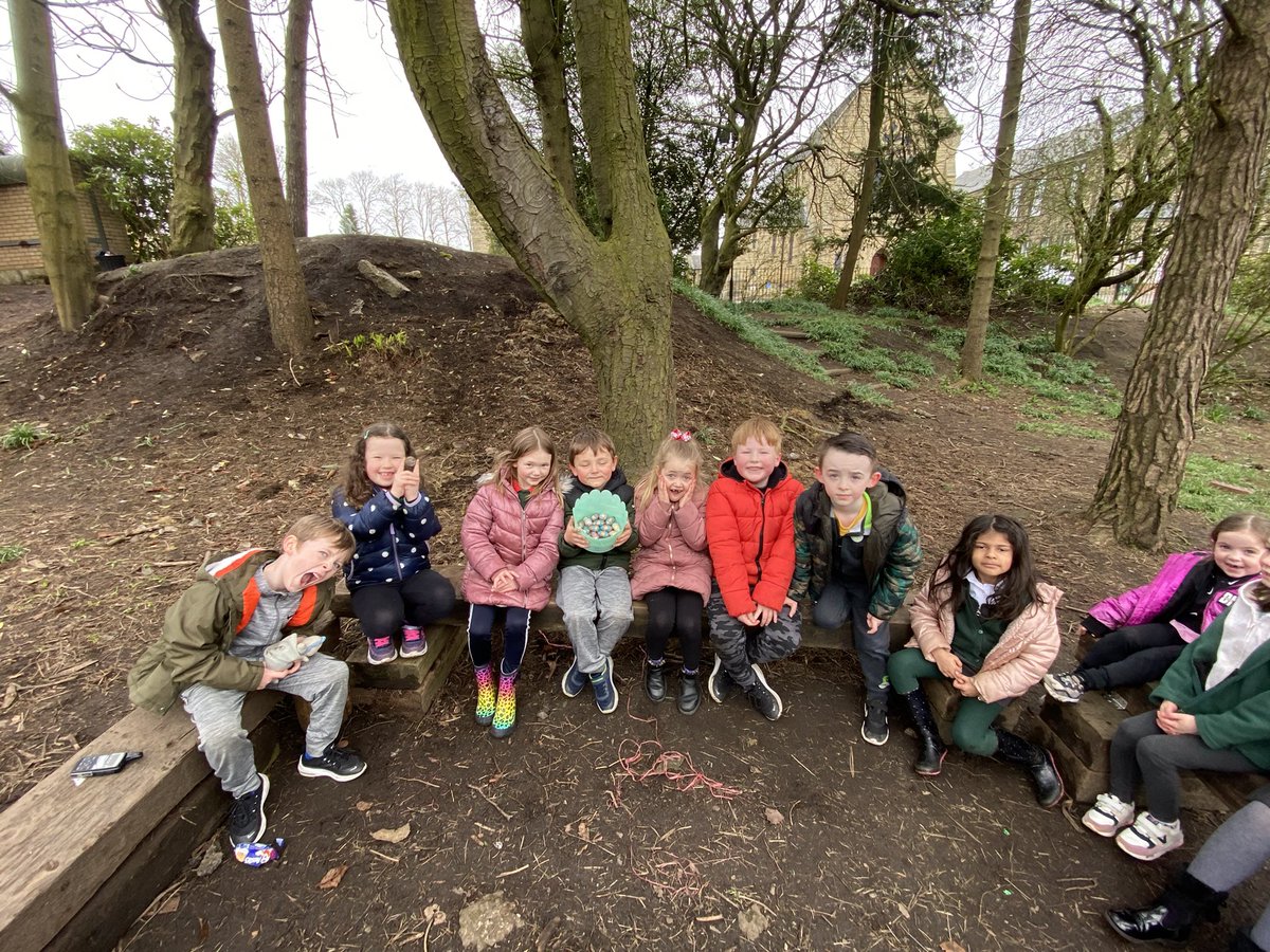ShottsStPats's tweet photo. Primary 2 had so much fun in the forest hunting for Easter Eggs that the sneaky Easter Bunny left! 🐰 🐣 🥚 ❤️ https://t.co/X5TUxgyftB