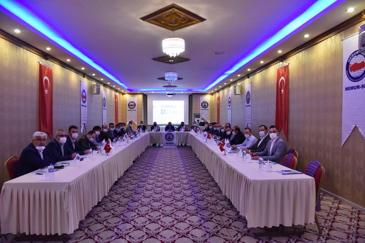 TocBirSenUrfa's tweet photo. İstişarede hayır, birlik ve beraberlikte bereket vardır.

37. Başkanlar Kurulu Toplantımızın son bölümünü, 25 Şube ve İl Başkanımızın katılımıyla Mardin'de gerçekleştiriyoruz.

#GüçlüTeşkilat #GüçlüSendika https://t.co/1MmbxaZZuU