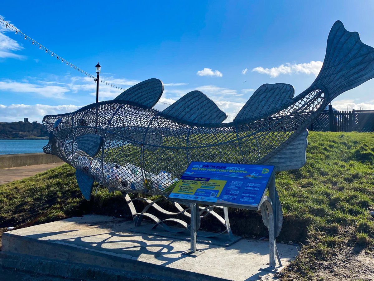 DiscoverCoast's tweet photo. If you are visiting the #YorkshireCoast, please remember to respect government guidance, minimise travel and stay safe.
Please respect our communities & the environment when you are here and tidy up after your visit.
π#FinTheFish is located by the Sea Life, Scarborough. https://t.co/TFGf8Icfpz