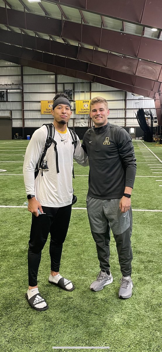 malachijones_7's tweet photo. @Zac_Thomas12 hope we helped you get paid today !! Great pro day showing ! Preciate the invite !! @AppState_FB #AppStateProDay https://t.co/T9bouC4pA8