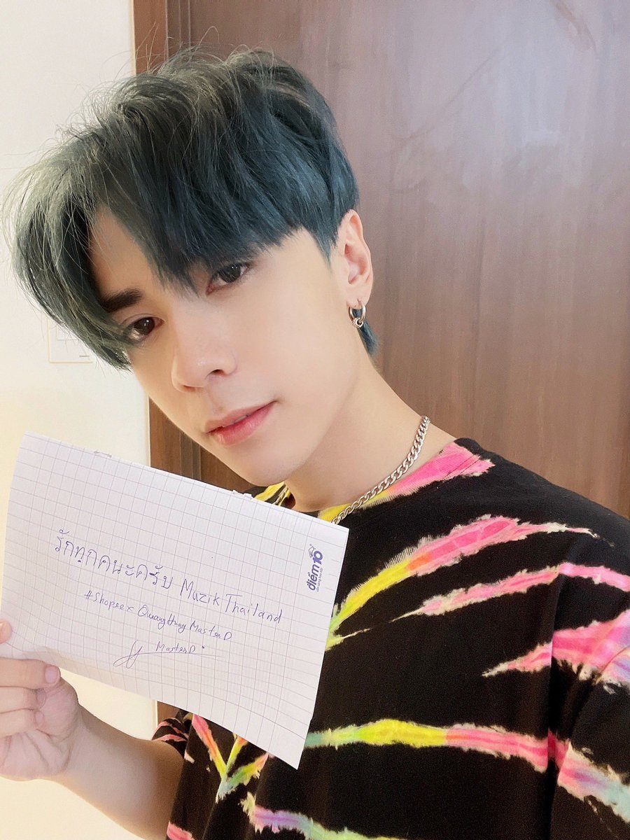 QH_MasterD's tweet photo. Cám ơn Muzik rất nhiều 💙🤟
Trong tháng 4 này Hùng sẽ có 1 món quà đặc biệt cho Muzik 🐼 ... Hãy cùng chờ nha 💁‍♂️😘🐼 https://t.co/rBMEExwZAG