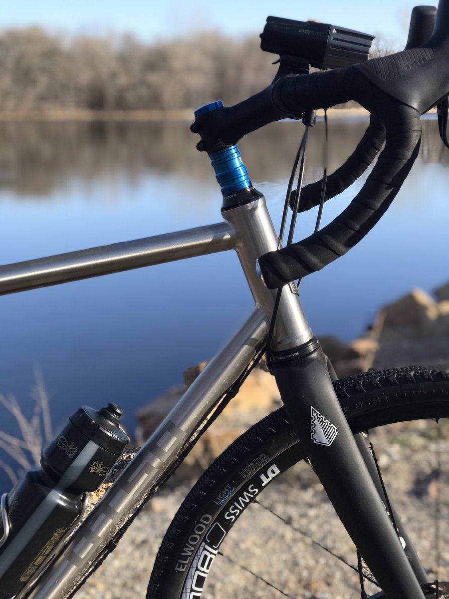 ridewithfroth's tweet photo. Happy day 1 of #30daysofbiking #otsocycles https://t.co/UuffiIPdYZ