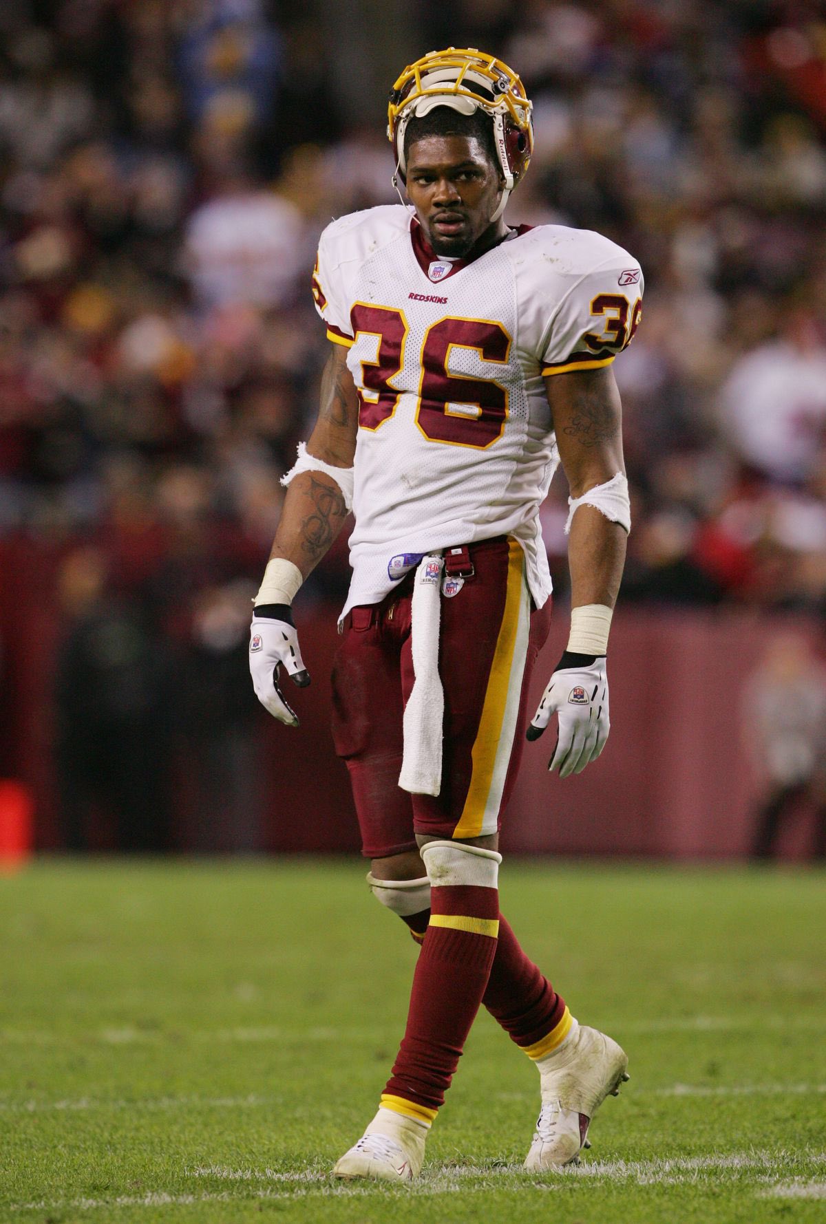 Happy birthday Sean Taylor Today he would ve celebrated his 38th birthday. RIP 