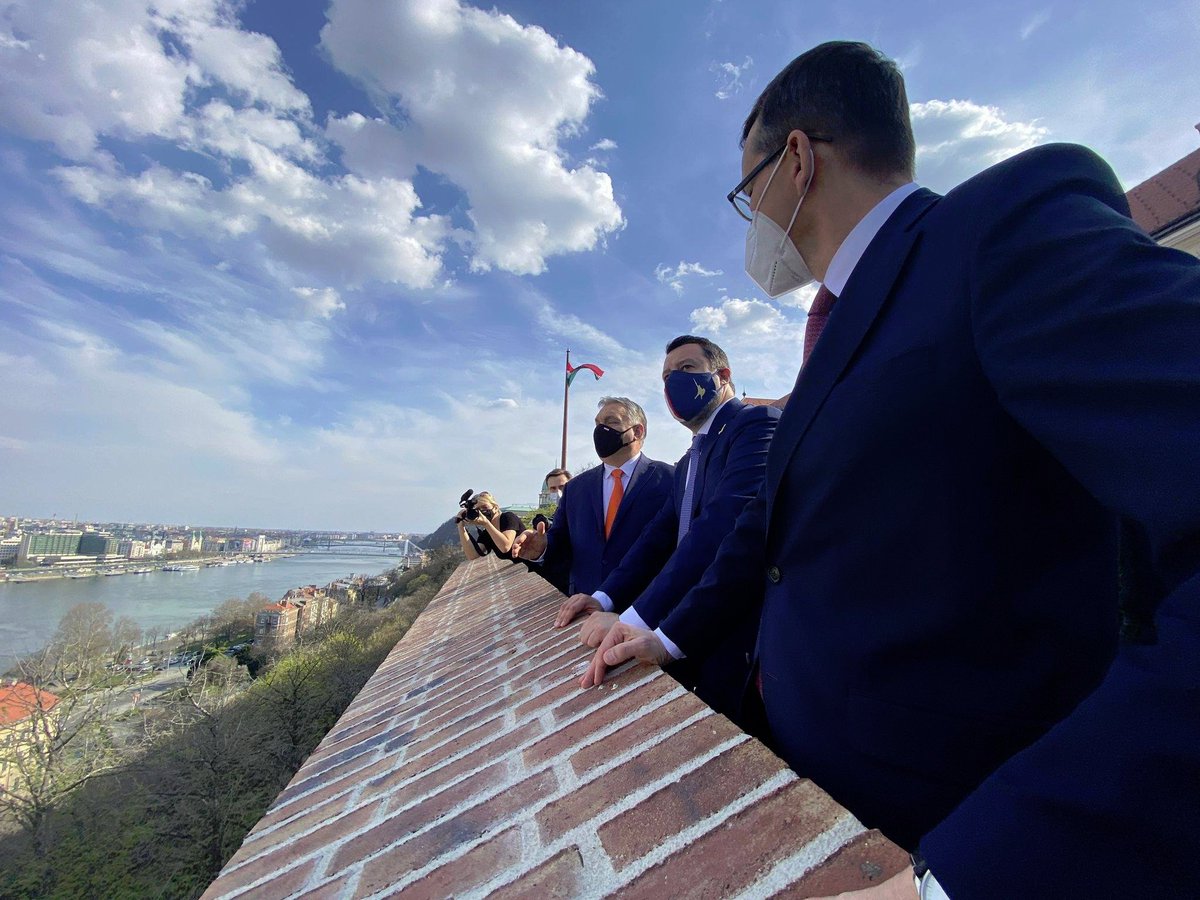 Matteo Salvini tweet media