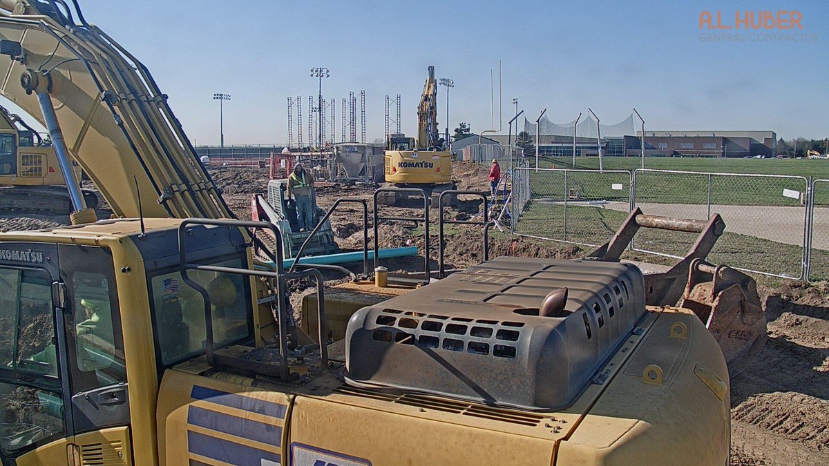 Sunny days are good days for #construction! Check out the action at USD 232 Athletics Fields on our live camera! alhuber.com/?page_id=13156

#kansascityconstruction #alhubergc #desotoks