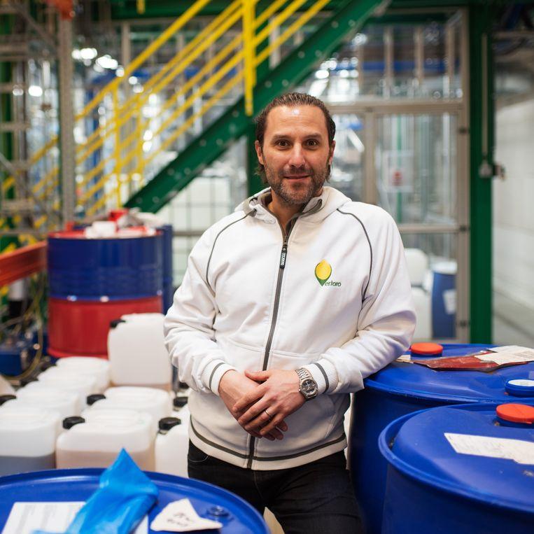 Interesting read by @bardweijer in <a href="/volkskrant/">de Volkskrant</a> about our spin off <a href="/Vertoro_NL/">Vertoro</a>, active in our multipurpose pilot plant with sustainable fuels for the #shipping industry. The 'espresso' technology is developed by  InSciTe, @TUeindhoven &amp; Vertoro #lignin
volkskrant.nl/ts-b2203341d