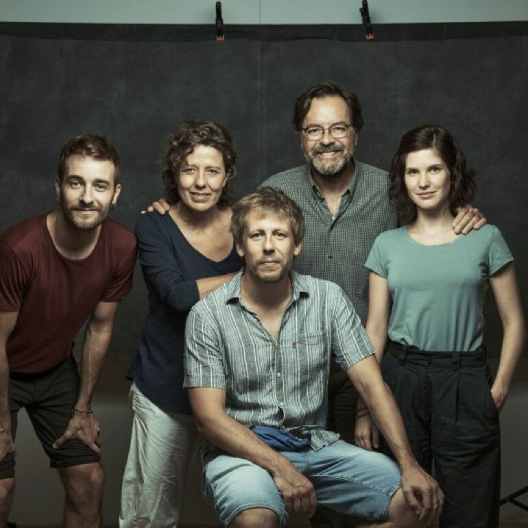 radiorubicat's tweet photo. 🌜Bona nit, #rubicity! Esperem que hagi anat molt bé el dia. Demà no hi haurà programa Kultural, però l'espai tornarà divendres 9 d'abril amb #teatre, #cinema, #música, la @Bibliorubi, #sortejos... 🎭🎬🎼🎟
Si vols, i pots, aprofita aquests dies festius per fer #CulturaSegura😘😷 https://t.co/NpvUiuvDrU