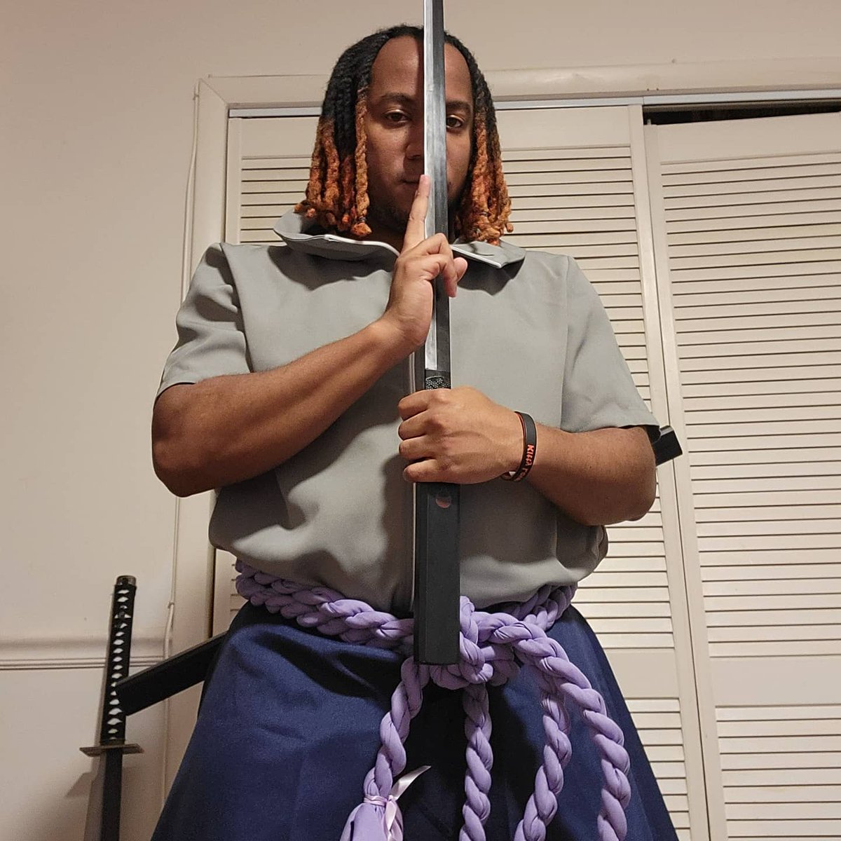 Khalil_Pheonix's tweet photo. #YourFavLeo #Cosplaying as one of his Favorite #Leo #sasuke #Uchiha 
#sasukeuchiha  My 1st cosplay From @miccostumes and its looks damn good on me  #IssaLeoThing #LeoSeason #BlackBoyJoy #BlackMagic #Cosplay #uchihaclan #BlackCosplayerHere 
@Crunchyroll  @FUNimation https://t.co/dtrfXp1yMw