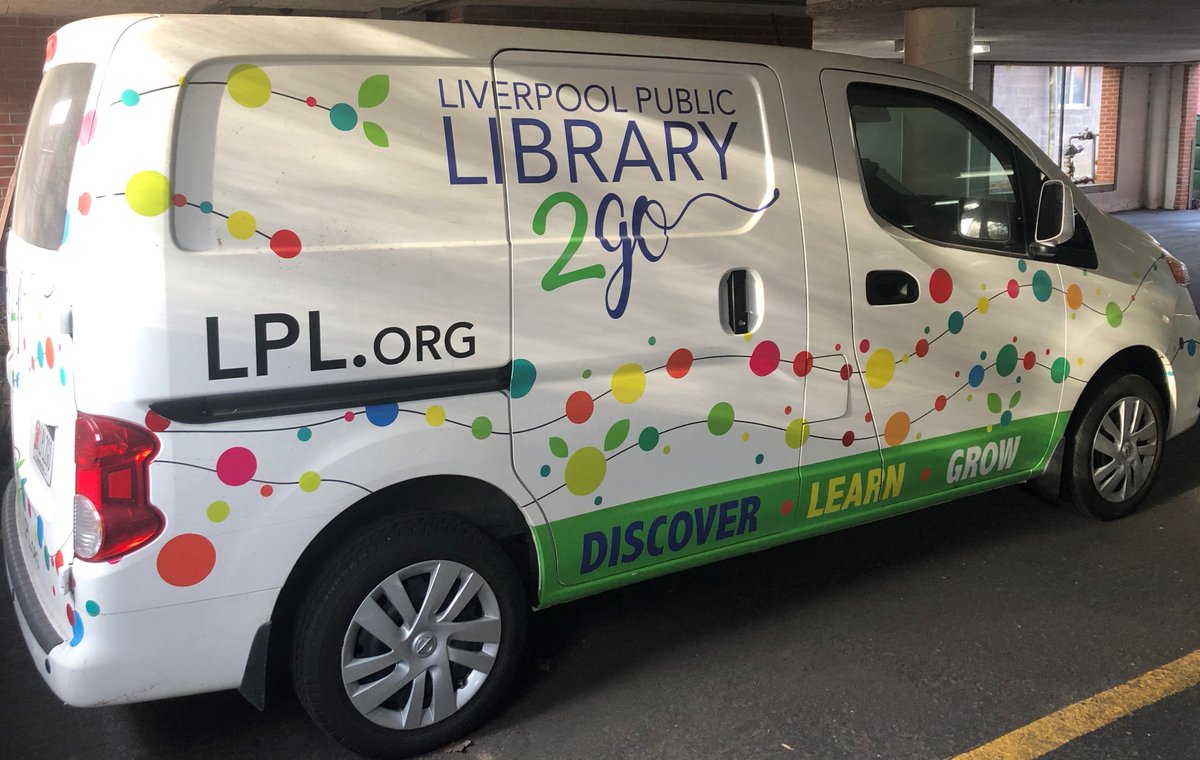 ABOS_Outreach's tweet photo. This outreach van belongs to the Liverpool (NY) Public Library. @LiverpoolPubLib

#bookmobileparade
#libraryoutreachday
#NationalLibraryWeek https://t.co/jZZjswDsTN