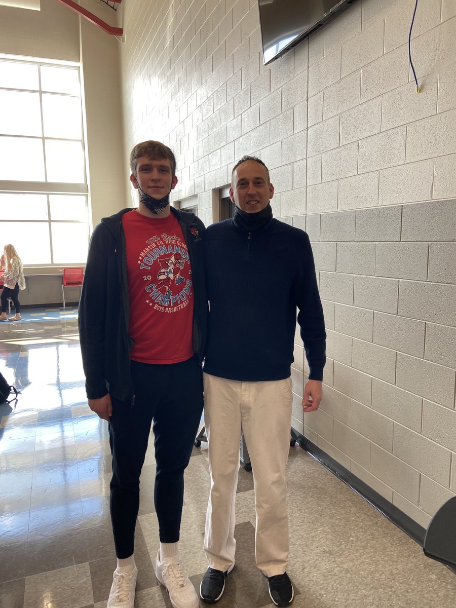 Good having ⁦<a href="/Trey50James/">Trey James</a>⁩ back at school today.  Would like to think our season may have ended a little different with him on the team this yr.