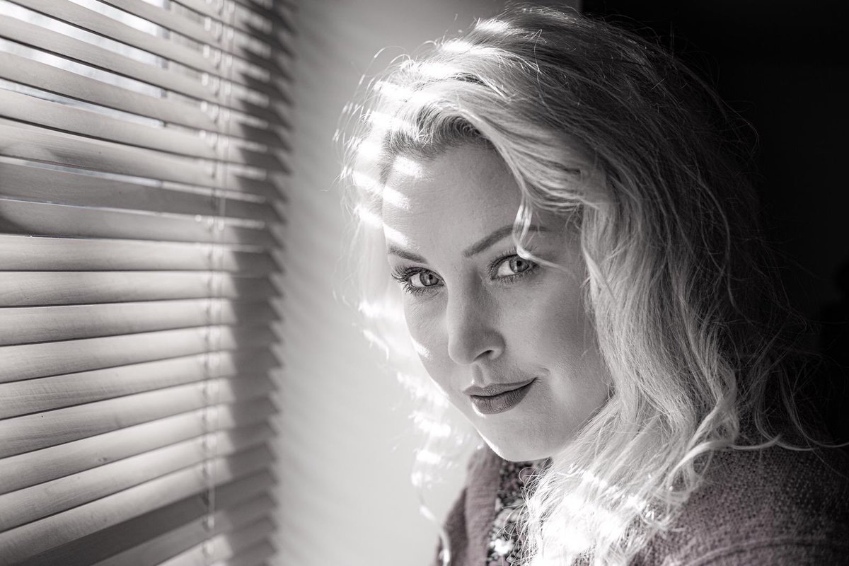 sapphirapinup's tweet image. I love to create, collaborate and make art. I have 15yrs years of experience in photo, film, catwalk and hair. Let’s work together! I can be booked as a model through @ModelsPlusLtd #curvemodel #blondemodel #modelcastings