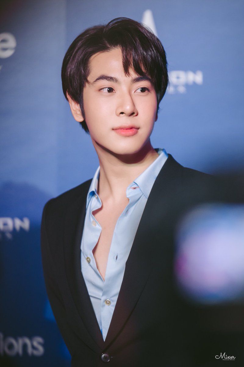 Mixermixxiw's tweet photo. 010421 | MIXXIW
‘ Oscars Party Colourfool Night ‘ @ Paragon Cineplex, Siam Paragon

“ ดีเลิศ เด็ดขาด อันดับหนึ่ง ศักดิ์สิทธิ์ มหัศจรรย์ ที่สุด สุดยอด ยอดเยี่ยม ยอดเยี่ยมยอด ดีที่สุด เลิศที่สุด ชนะเลิศ…“

#OscarsPartyxEarthMix
#Oscarspartycolourfoolnight 
#mixxiw #ส่วนผสมของมิกซ์ https://t.co/wQRwnZNFhP