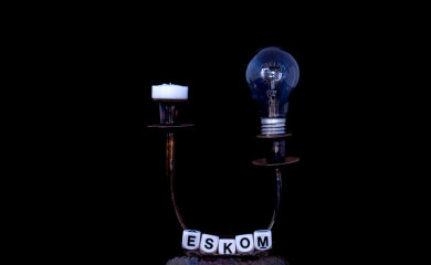 Radio702's tweet photo. Eskom gets the go-ahead for the tariff increase. Energy analyst Ted Blom #tedblom is on the line.
#Eskom #JohnPerlmanShow #LetsWalkTheTalk https://t.co/g9G3ScRzJS