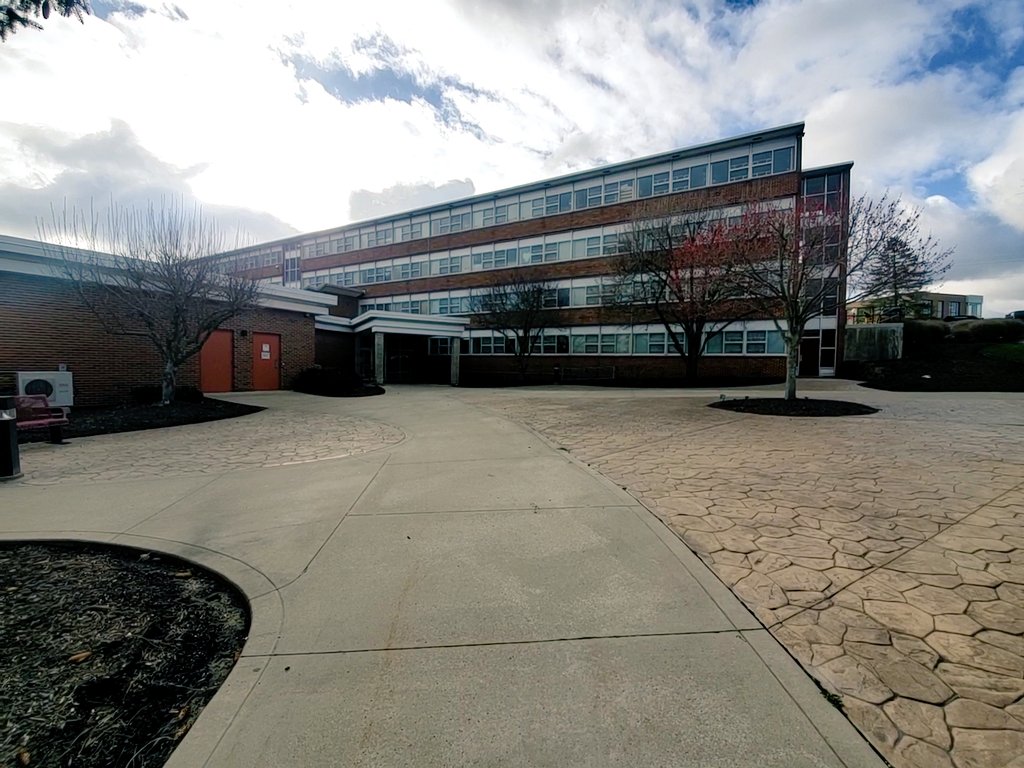 GraceDining's tweet photo. Don't forget! Construction starts today and the main entrance to the dining hall will be closed from this side. 
Please enter from the top of Alpha. 
@gracecollege #AlphaDining #AlphaConstruction #DiningRoomProject https://t.co/d4x5WXHR6u