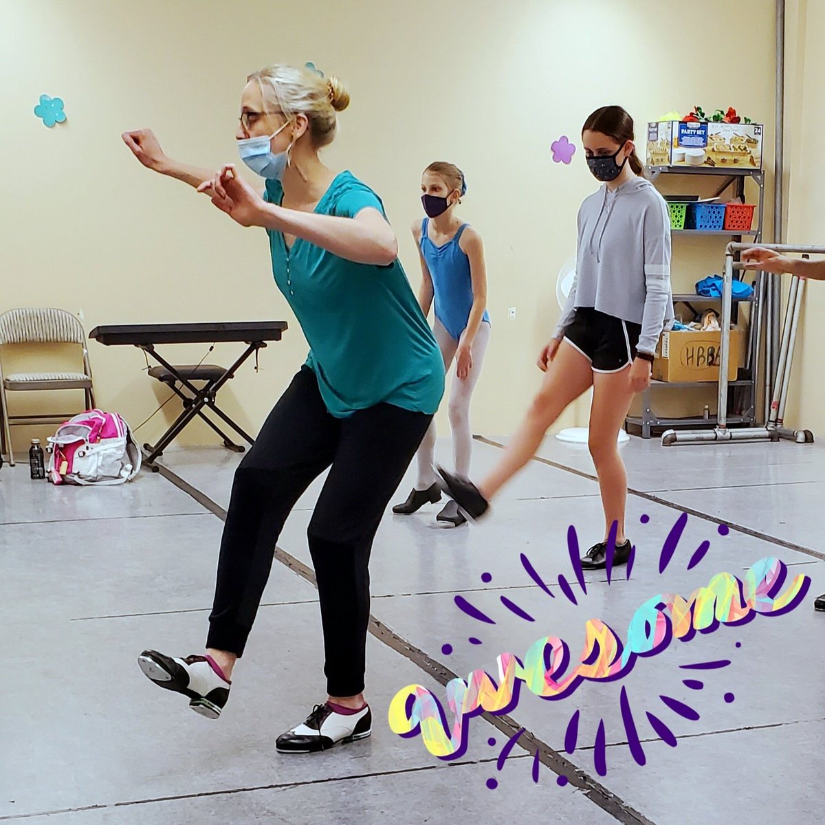 HickoryBalletPA's tweet photo. Miss Kelly, teaching tap. Our teachers love dance and love to help our students learn. We focus on high-quality training in a nurturing, supportive environment.  
Join us this summer for camps and classes, and experience the fun of dancing!Email info@hickoryballetpa.com for info! https://t.co/vJm92U0crs