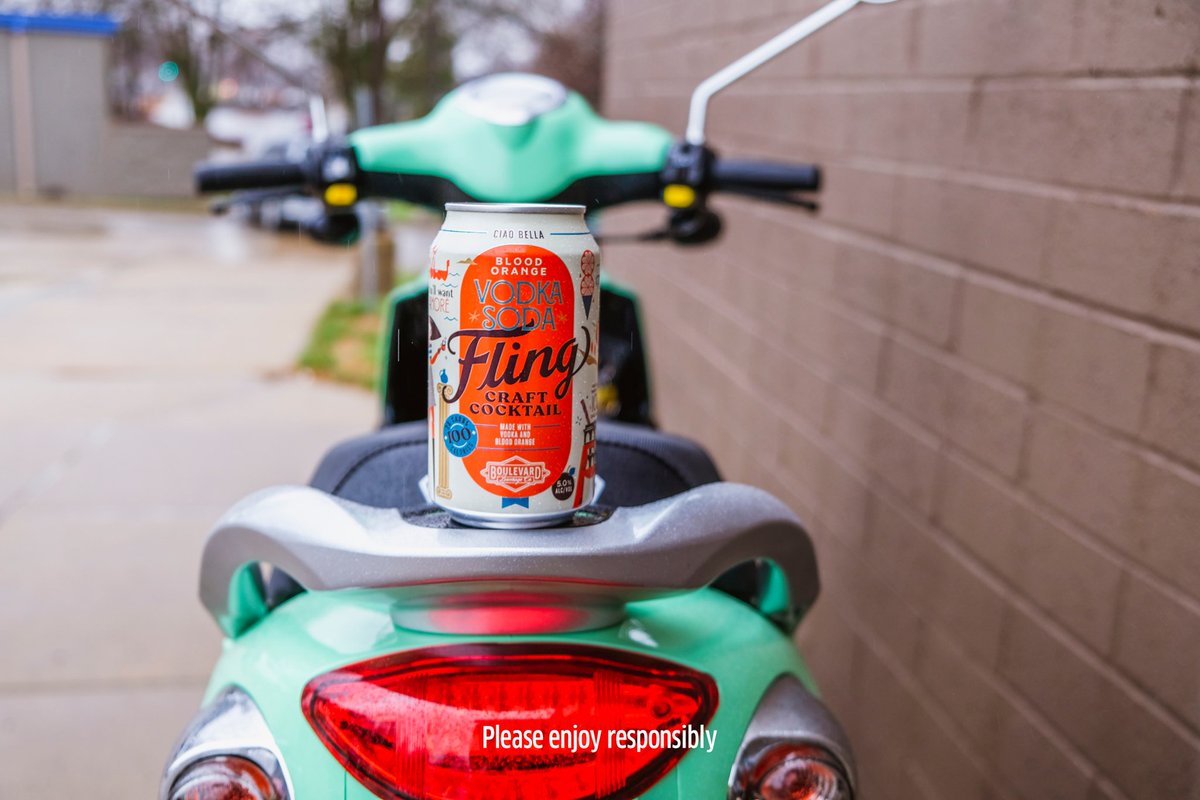 csbev's tweet photo. Hop on, let's get this weekend started! We've got cans of @Boulevard_Beer Fling Craft Cocktails ready for a patio and on shelves both #MO & #KS side now! Find your flavor and #HaveAFling Kansas City https://t.co/BTrQ1dOb8j