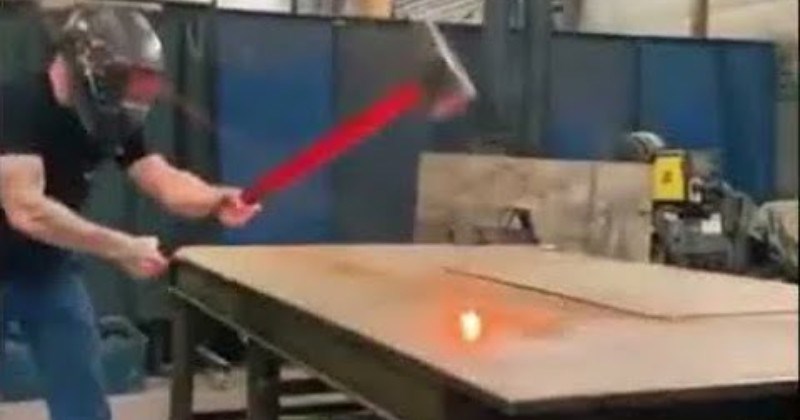 Guy Smashing a Heated Ball With a Hammer is Some Inadvisable Thor Action https://t.co/boWKBZ97cY https://t.co/Ykguw5Vrf2
