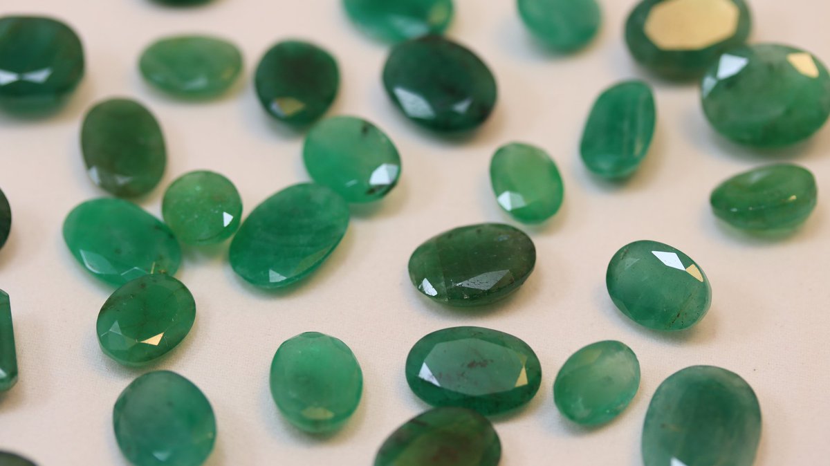 aizagems's tweet photo. All Natural stones available at https://t.co/diK6ZFsD2v https://t.co/4i73E5HrxF